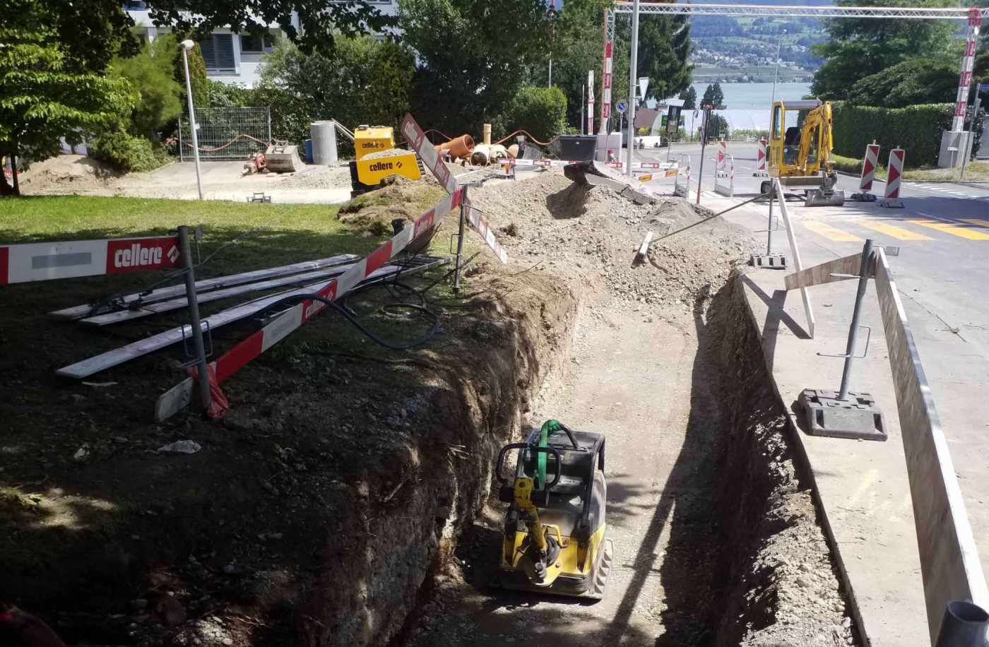 Umsetzung Quartierplan Blumenweg Horgen, Umfassende Grundlagenbeschaffung, Feldaufnahmen, Konzeption Umverlegungen Baugrube und Linienführung, Devisierung, Ausschreibung und Offertvergleich, Ausführungsprojekt, ÖrtlicheBauleitung, Ausmass und Abrechnung