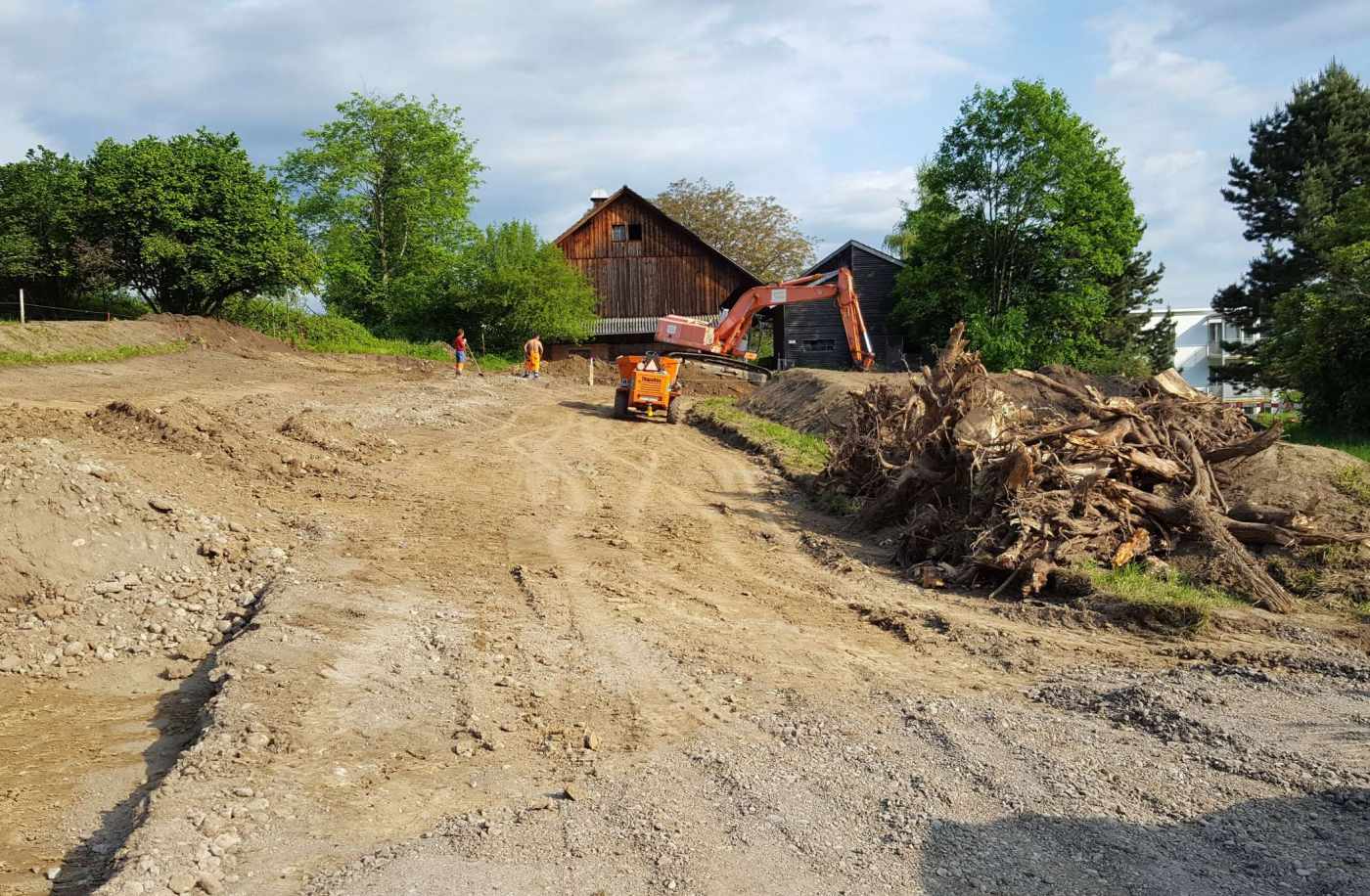 Erschliessung Fischenrüti, Horgen, Umfassende Grundlagenbeschaffung, Feldaufnahmen, Variantenstudium Linienführung der Erschliessung und Parkierung, Devisierung, Ausschreibung und Offertvergleich, Ausführungsprojekt, Örtliche Bauleitung, Ausmass und Abrechnung