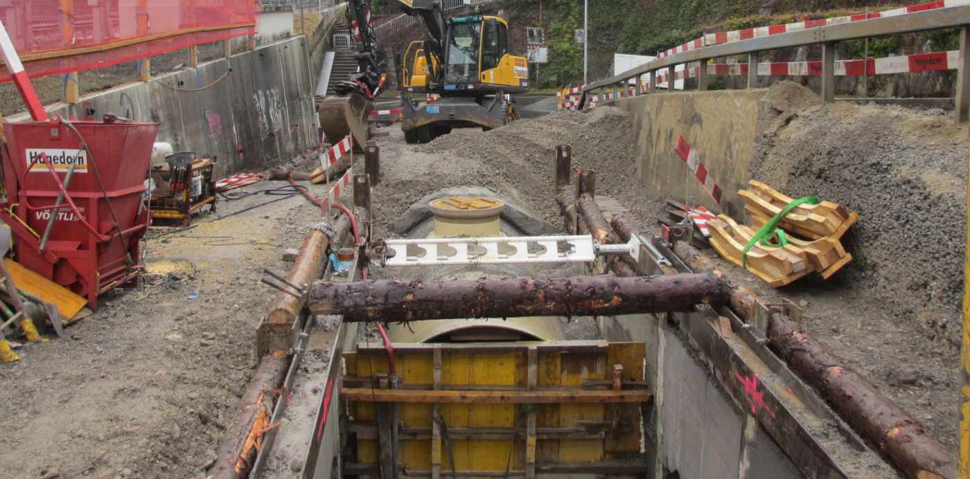 Dammstrasse Ost, Horgen, Grundlagenbeschaffung, Feldaufnahmen, Vorprojekt, Auflageprojekt und Kostenvoranschlag, Koordination Leitungsprojekte der Werke, Devisierung, Ausschreibung und Offertvergleich, Ausführungsprojekt, Örtliche Bauleitung, Ausmass und Abrechnung