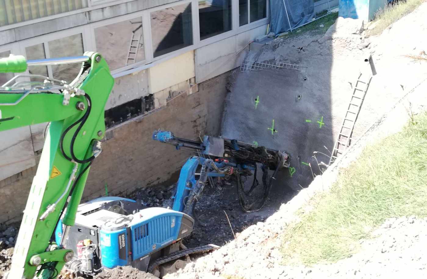 Erweiterung und Erdbebenertüchtigung Schulhaus, 6405 Immensee, Überprüfung Erdbebensicherheit mit Massnahmenempfehlung,,Projekt und Baukontrollen für Tragkonstruktion im Umbau und Erdbebenertüchtigung