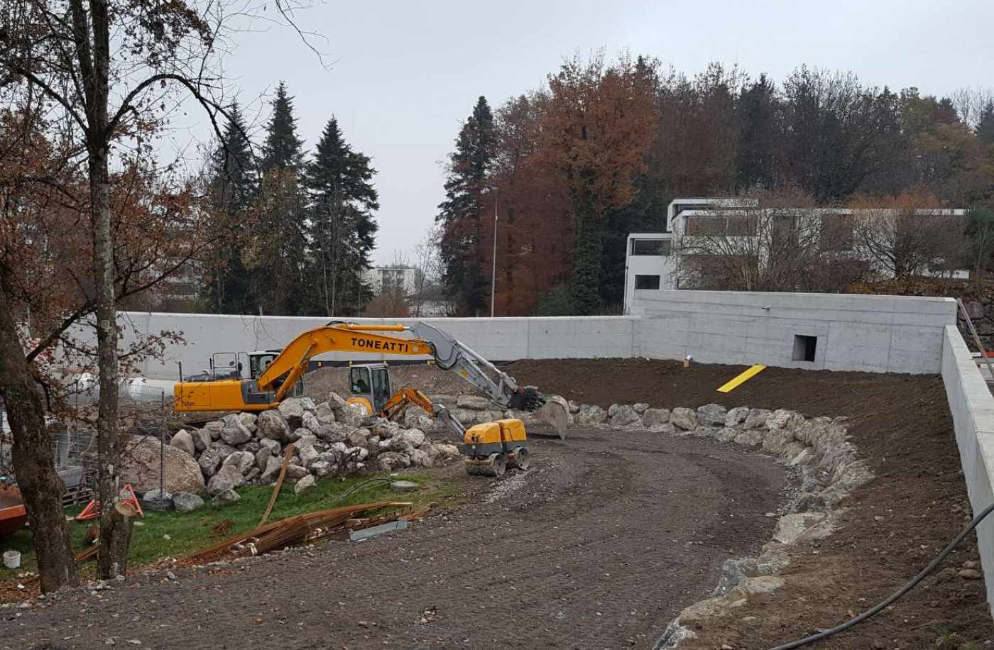 Hochwasserschutz Staldenbach, Pfäffikon, Erfassung Grundlagedaten (DGM), 3D-Visualisierung derunterschiedlichen Varianten., Weitere Dienstleistungen.