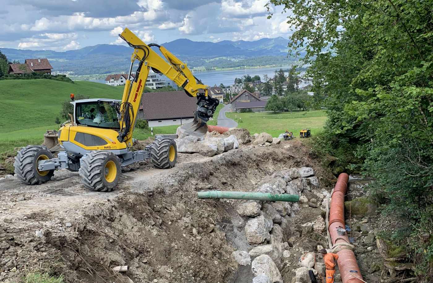 Instandstellung Summerholzbach Altendorf, Grundlagenbeschaffung, Feldaufnahmen, Vorprojekt, Auflageprojekt und Kostenvoranschlag,,Hydraulische Berechnungen und Planung Aufwertungsmassnahme,,Ausführungsprojekt, Örtliche Bauleitung, Ausmass und Abrechnung