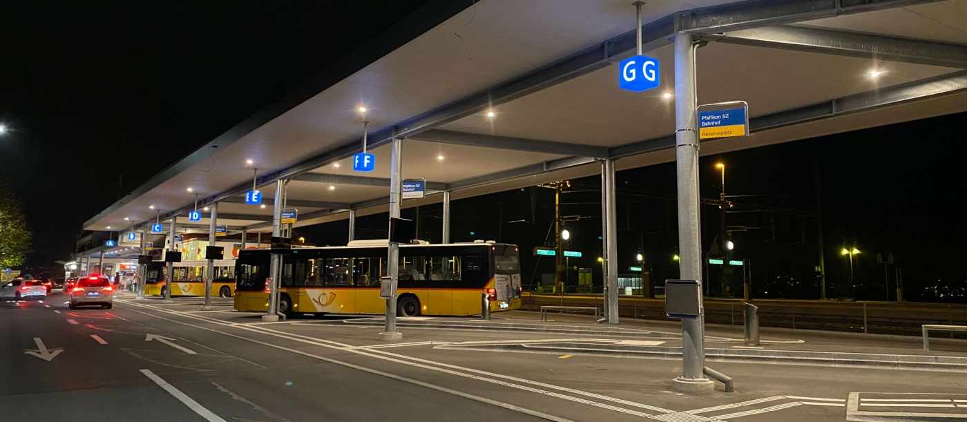 Busbahnhof Pfäffikon SZ, Überdachung inkl. Werkleitungs- und Strassenbau, Grundlagen erheben, AktenstudiumVorprojekt, Bauprojekt/Bewilligungsprojekt, Ausschreibung, Ausführungsprojekt, Ausführung, Inbetriebnahme/Abschluss