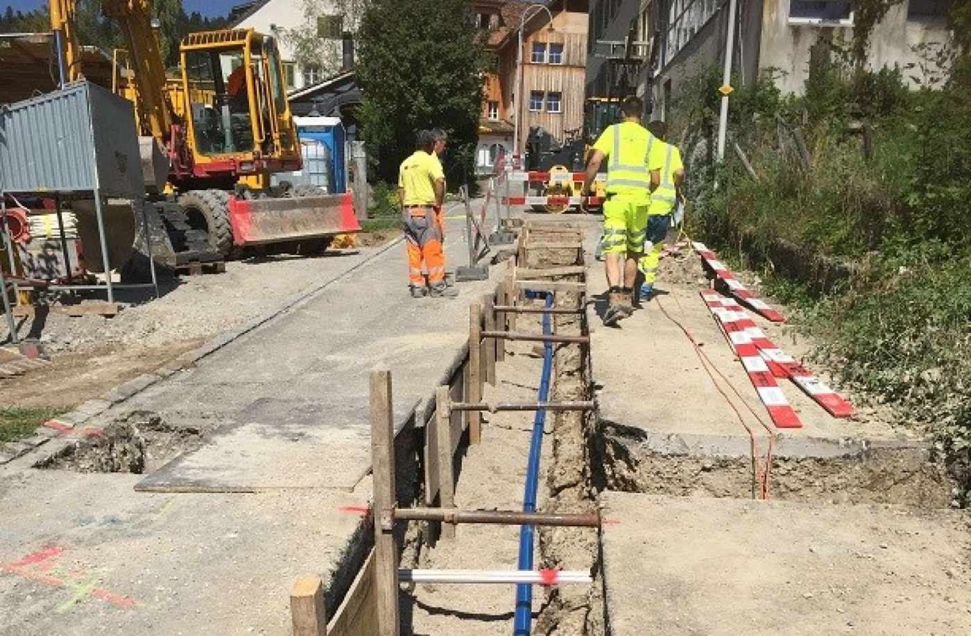 Ersatz Wasserleitung Badstrasse Girenbad Hinwil, Bauprojekt und Ausführung