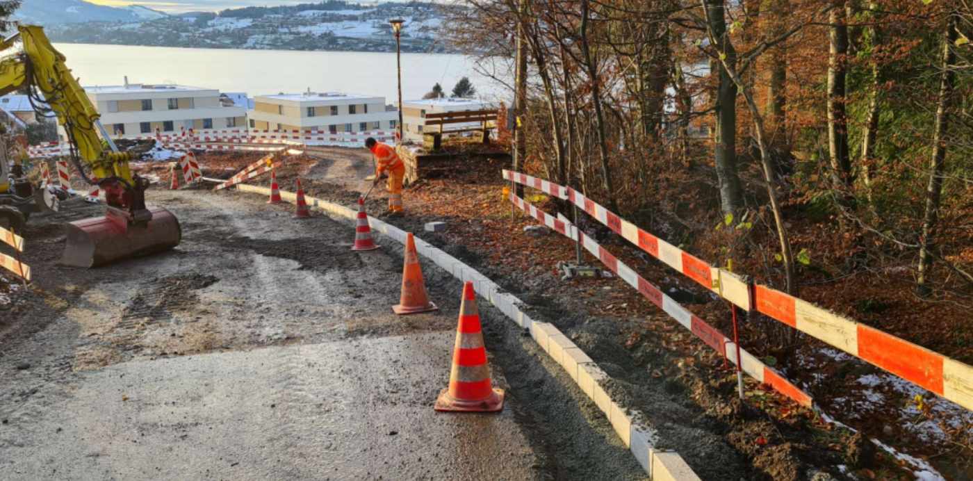 Rigistrasse, Greppen, Grundlagenbeschaffung,Koordination Werke, Bauprojekt, Kostenvoranschlag, Submission, StatikStützbauwerk, Ausführungsprojekt, örtliche Bauleitung, Ausmass, Abrechnung,Kostenkontrolle, Inbetriebnahme