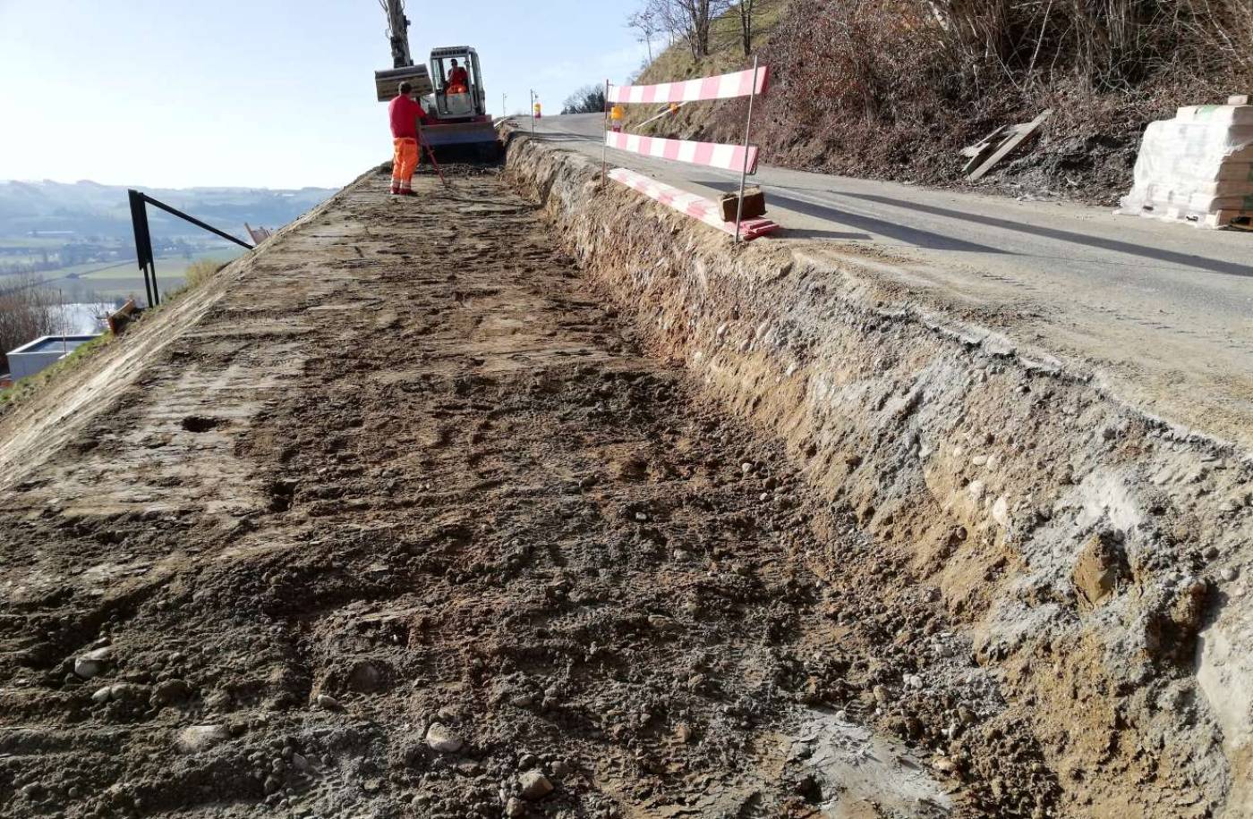 Sanierung und
Verbreiterung Allmendstrasse, Egolzwil, Bauprojekt, Ausführungsprojekt, Bauleitung, Abrechnung, Abschlussdokumentation