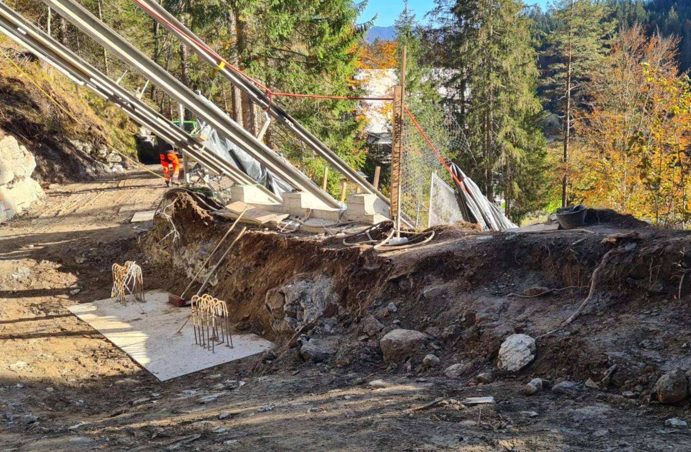 Ertüchtigung Zufahrt Caumasee, Projekt- und Bauleitung Trassee und Kunstbau